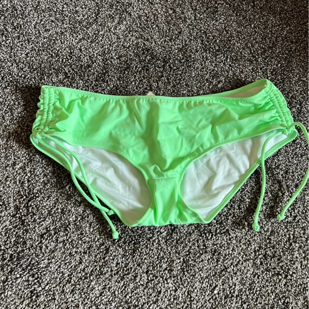 Victoria’s Secret bikini bottom